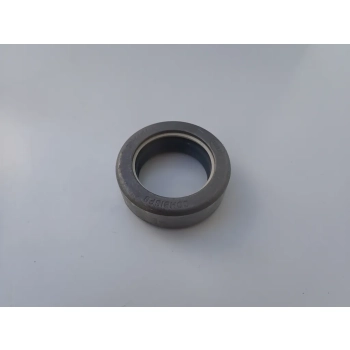 USZCZELNIACZ FARMTRAC PRZEDNI MOST 30x44x14 E021460, D10084910, P5030700162, 126398